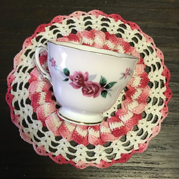 Colclough Pink Rose English Bone China Teacup & Saucer Set - Picture 8 of 11